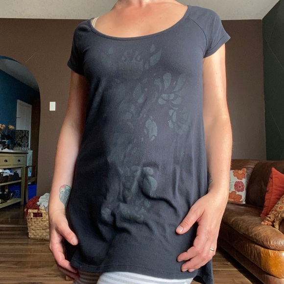 Nikita Black Tunic Tee Shirt - Picture 1 of 3